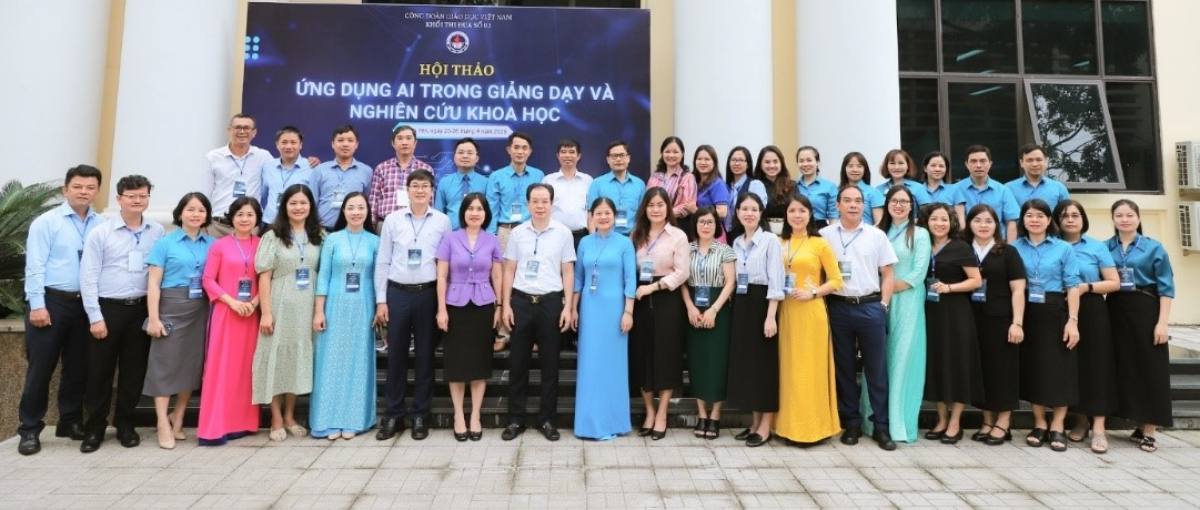 KHỐI THI ĐUA SỐ 03:  HOẠT ĐỘNG GIAO LƯU VĂN HOÁ – TRAO ĐỔI KINH NGHIỆM VÀ HỘI THẢO KHOA HỌC “ỨNG DỤNG AI TRONG GIẢNG DẠY VÀ NGHIÊN CỨU”